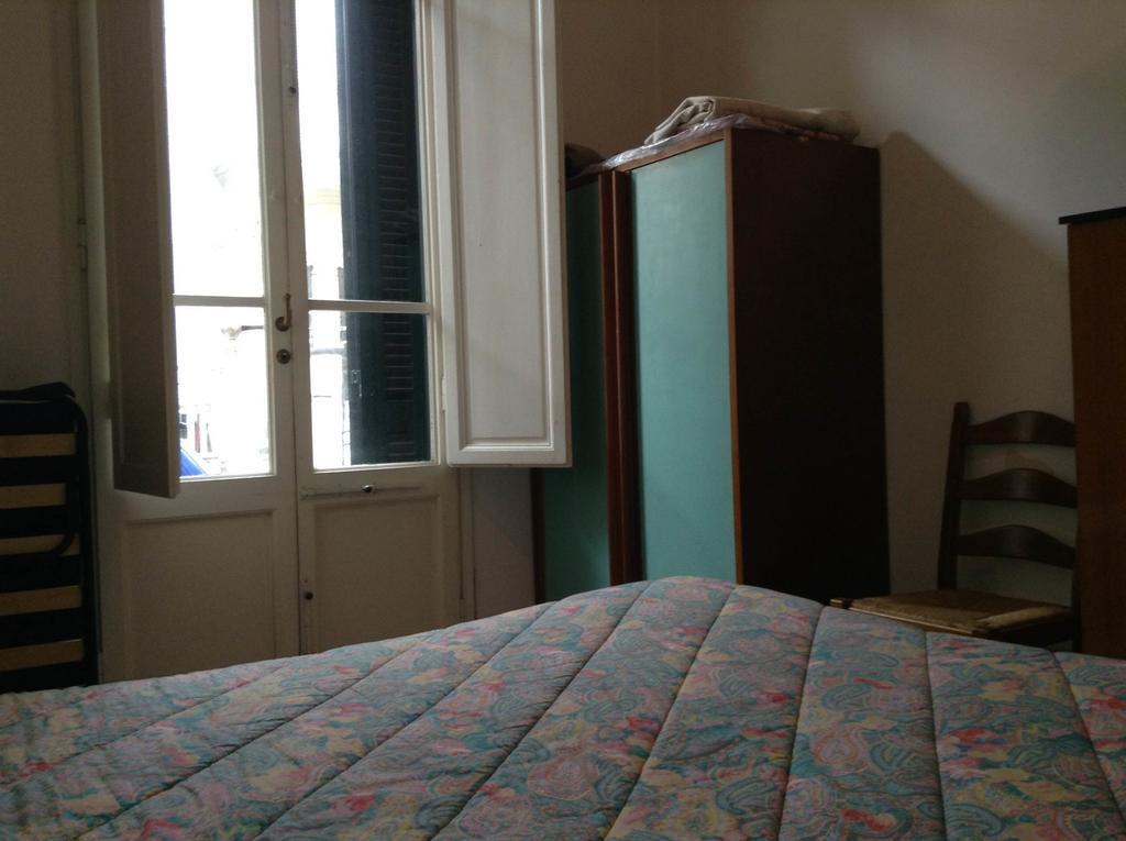 Casa Sara Villa Viareggio Room photo